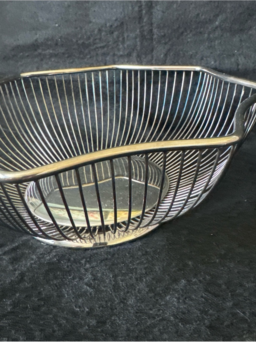 Pilgrim Silverplate Wire Side Metal Bread Basket Serving Bowl Scalloped Edge - Picture 3 of 7